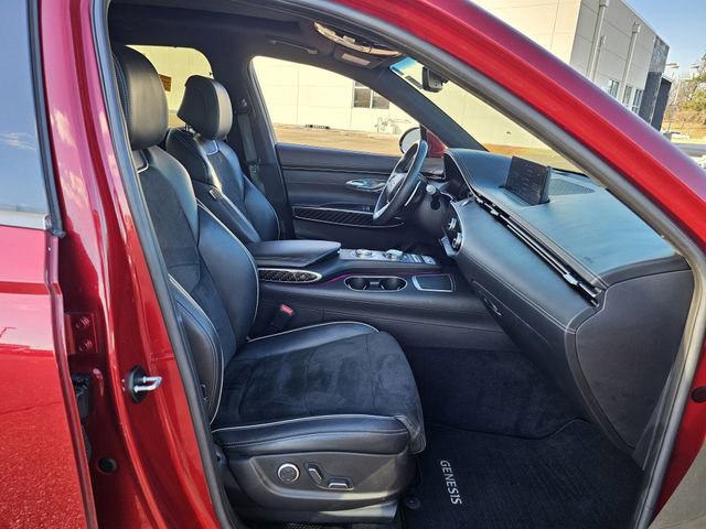 Used 2022 Genesis GV70 3.5T Sport w/ Sport Prestige Package image 27