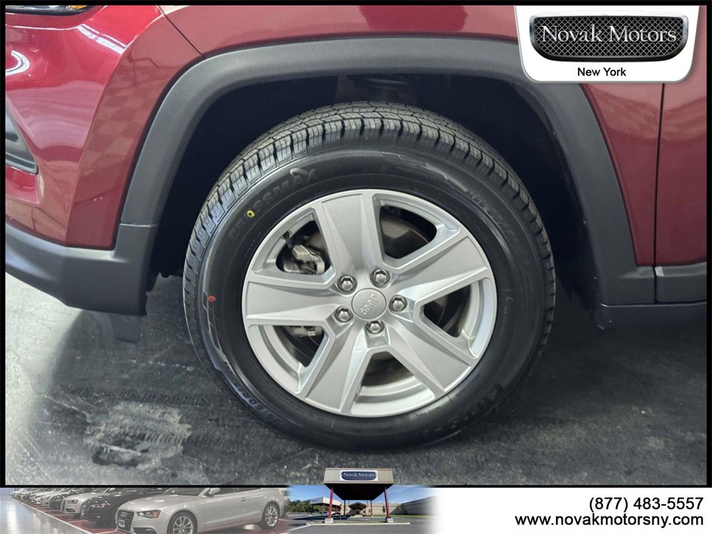 Used 2022 Jeep Compass Latitude w/ Convenience Group image 5