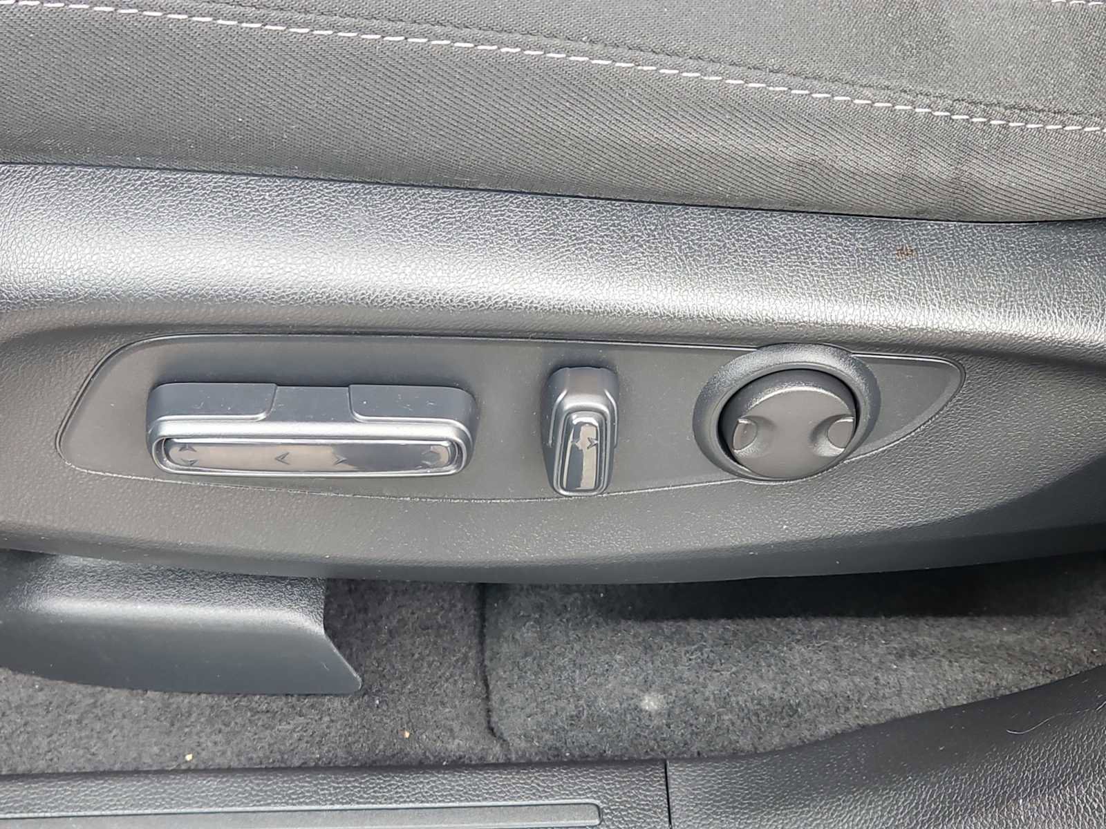 Certified 2024 Honda CR-V EX image 20