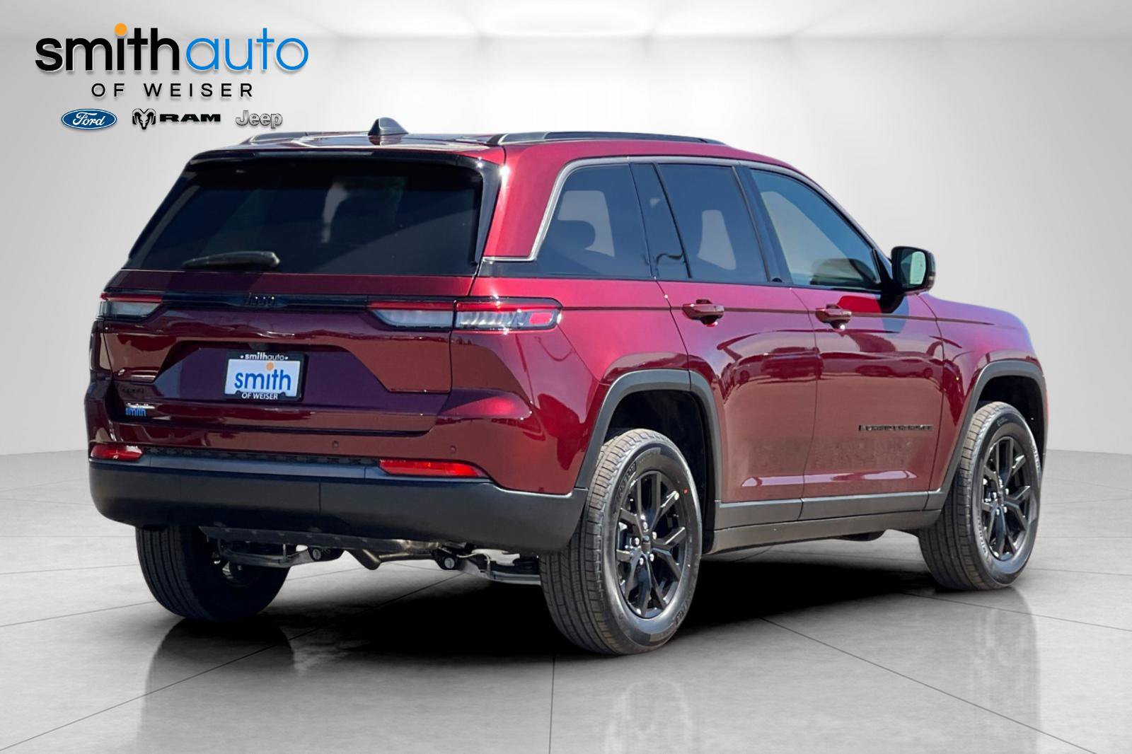 New 2026 Jeep Grand Cherokee Altitude AWD/4WD image 5