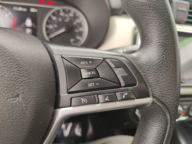 Used 2020 Nissan Versa SV image 19