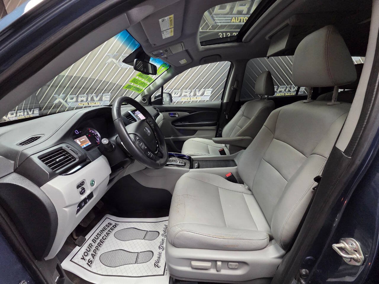 Used 2017 Honda Pilot Touring image 17