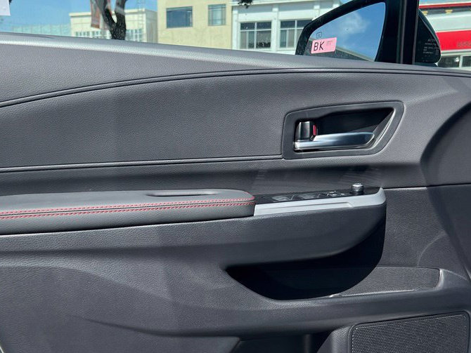 New 2026 Toyota Sienna XSE AWD/4WD image 35