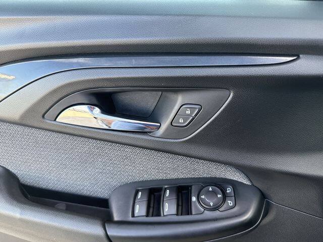 Used 2021 Chevrolet TrailBlazer LS FWD image 24