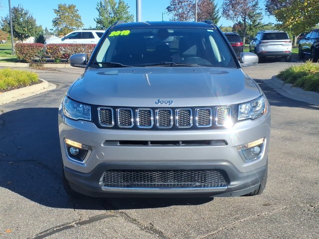 Certified 2019 Jeep Compass Limited w/ Safety & Security Group AWD/4WD image 2