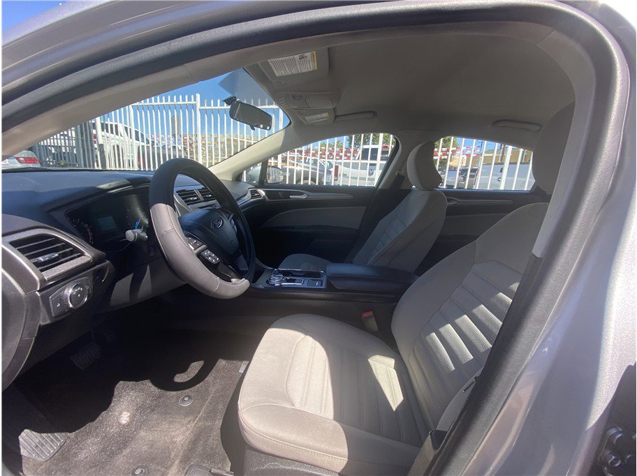 Used 2018 Ford Fusion S image 13