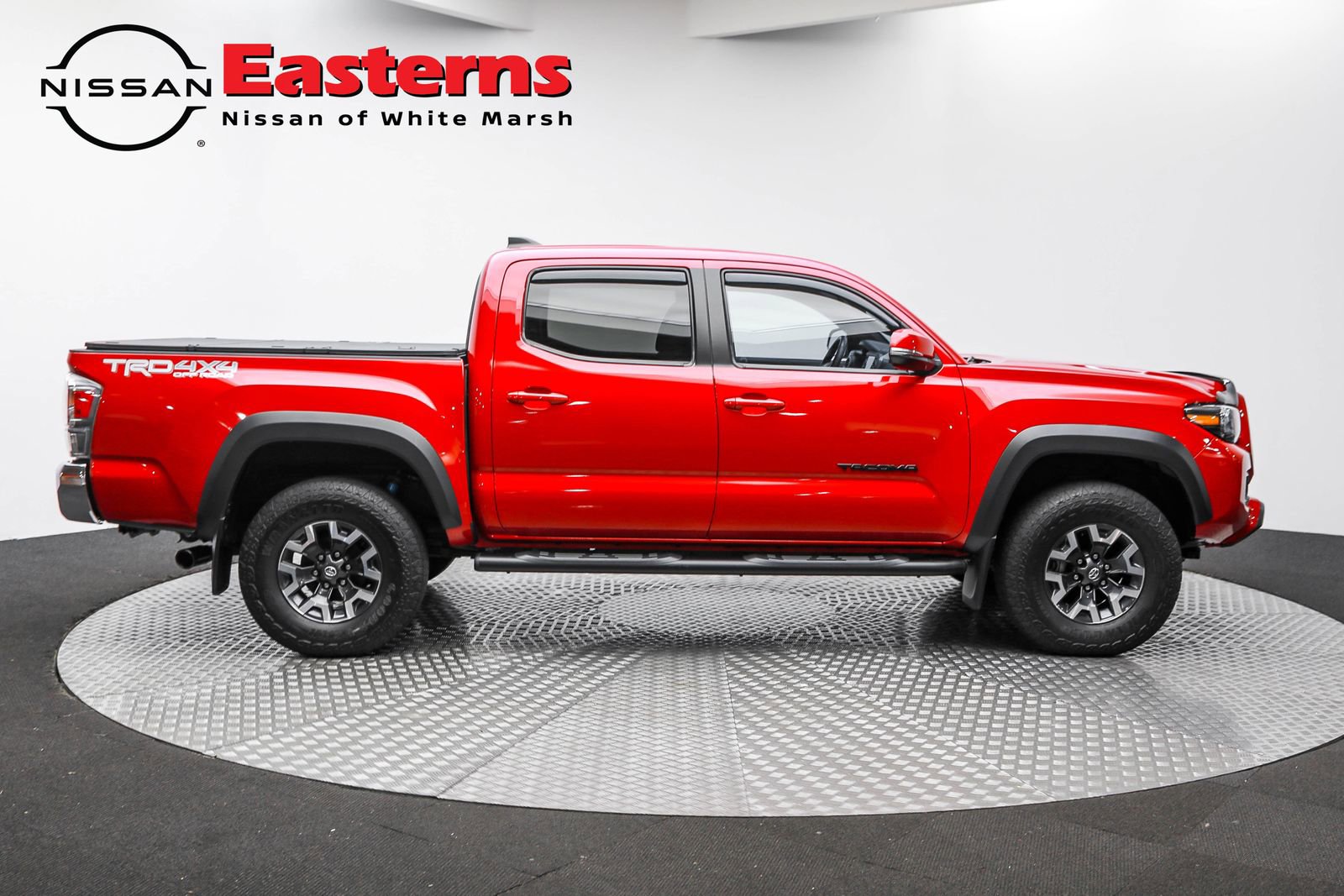 Used 2022 Toyota Tacoma TRD Off-Road w/ Black Out Package (TMS) image 4