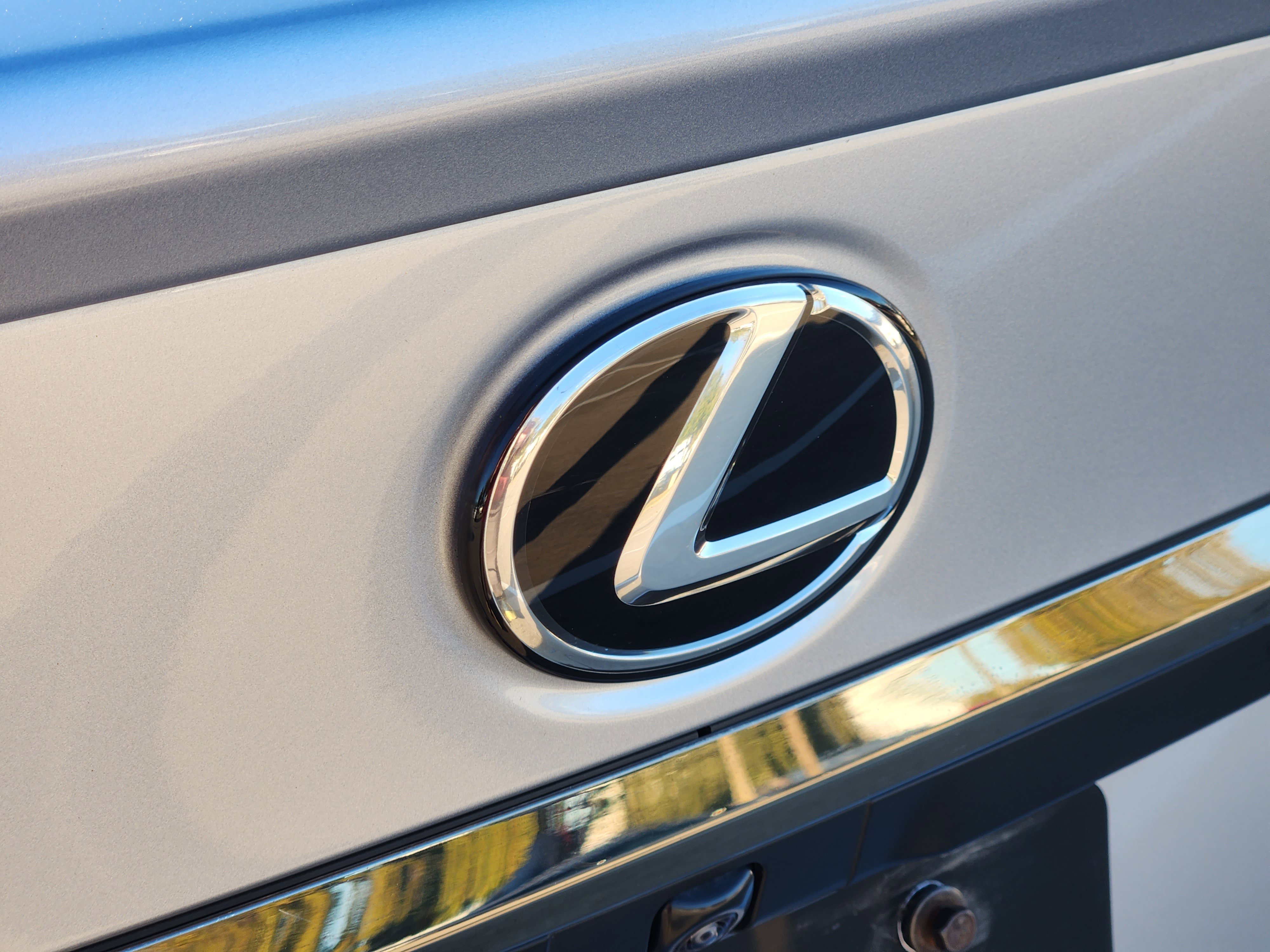 Certified 2022 Lexus ES 350 F Sport image 12