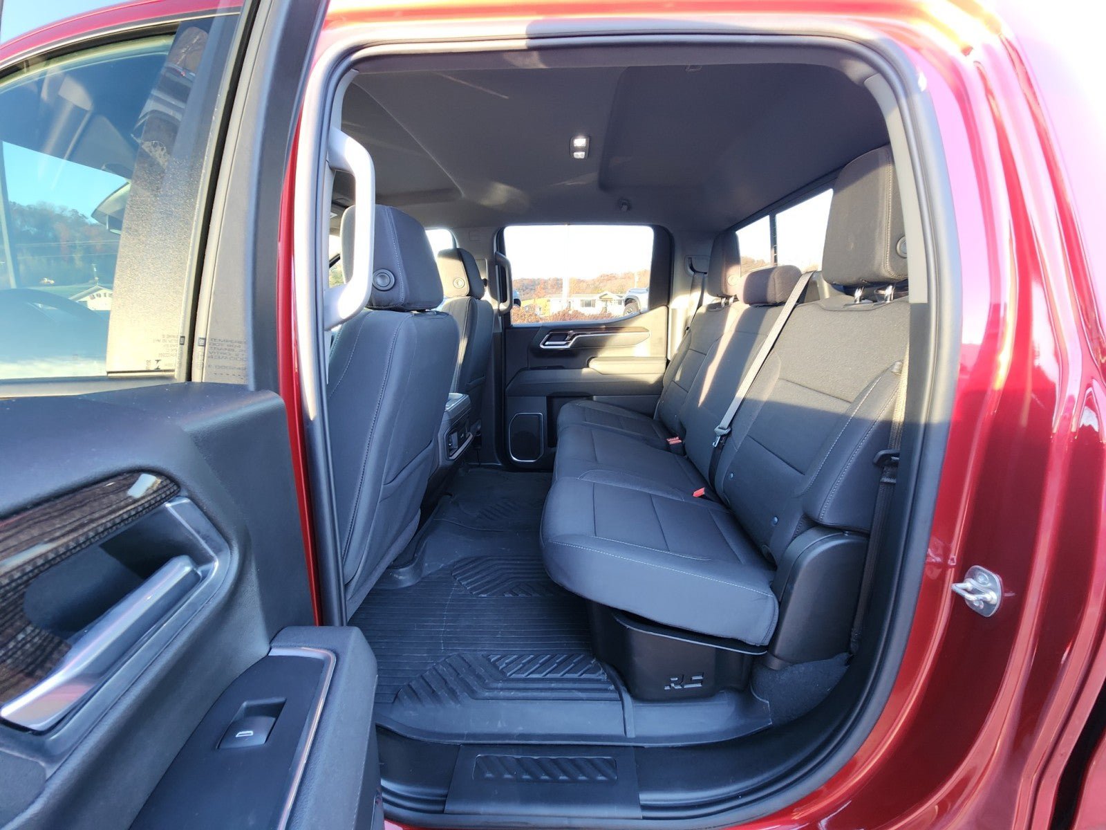 Used 2025 Chevrolet Silverado 1500 RST AWD/4WD image 23