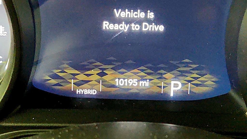 Used 2025 Jeep Wrangler Unlimited Sahara w/ Safety Group image 15