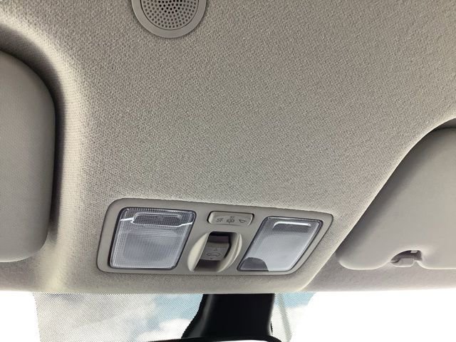 Certified 2026 Hyundai Venue SEL FWD image 32