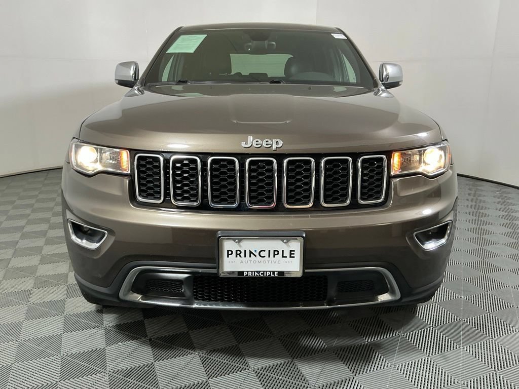 Used 2017 Jeep Grand Cherokee Limited AWD/4WD image 3