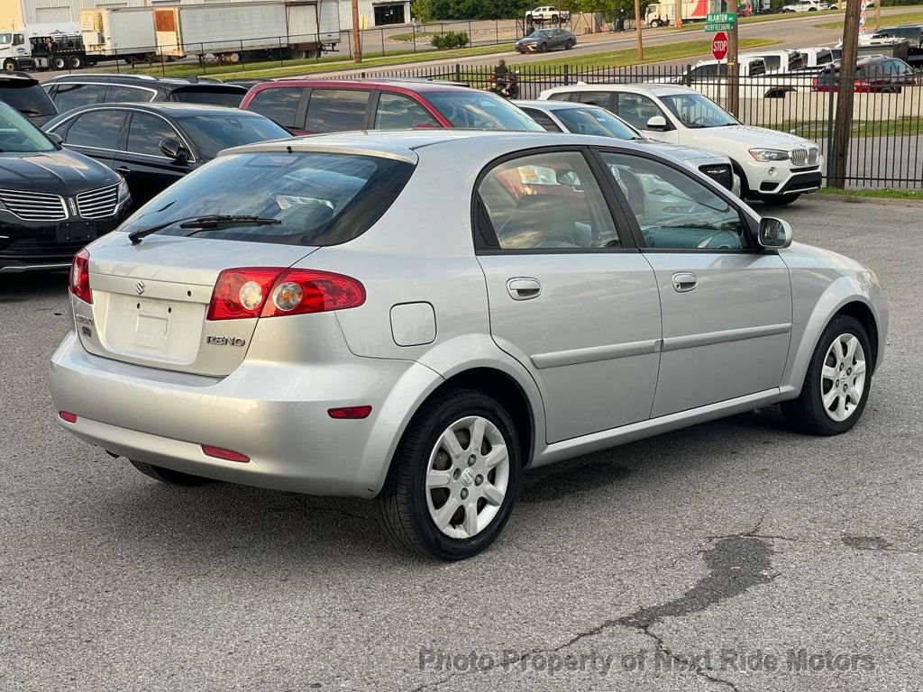Used 2005 Suzuki Reno S image 3