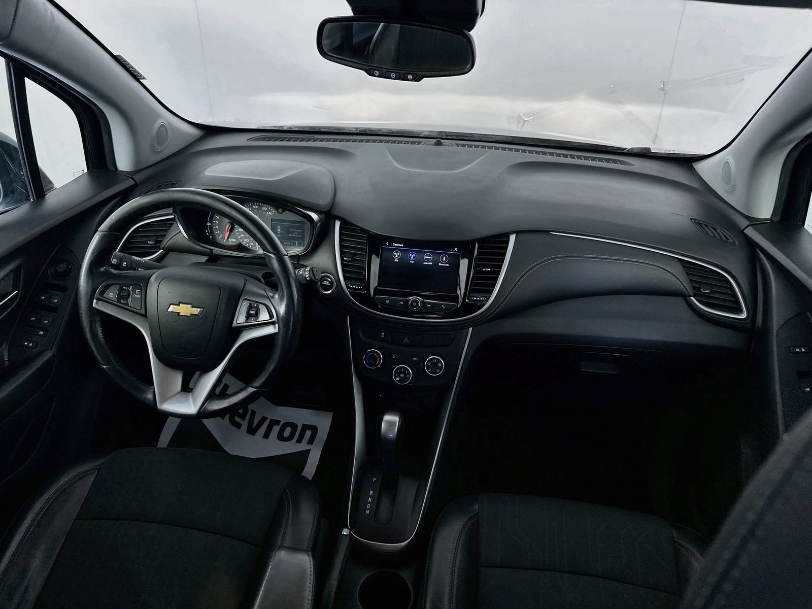 Used 2022 Chevrolet Trax LT w/ Driver Confidence Package AWD/4WD image 21