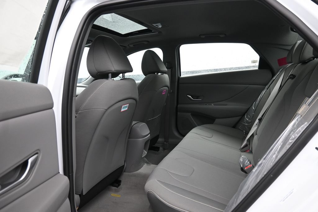 New 2026 Hyundai Elantra SEL Sport Premium FWD image 24
