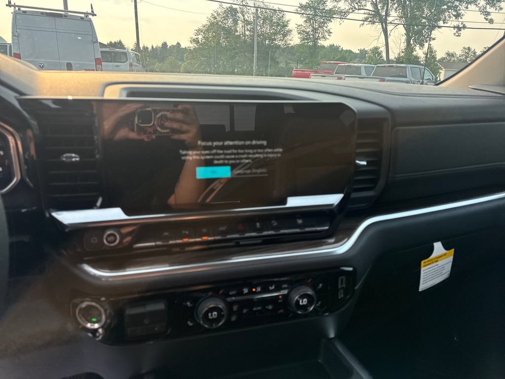 New 2026 Chevrolet Silverado 1500 RST w/ RST All Star Premium Package AWD/4WD image 21