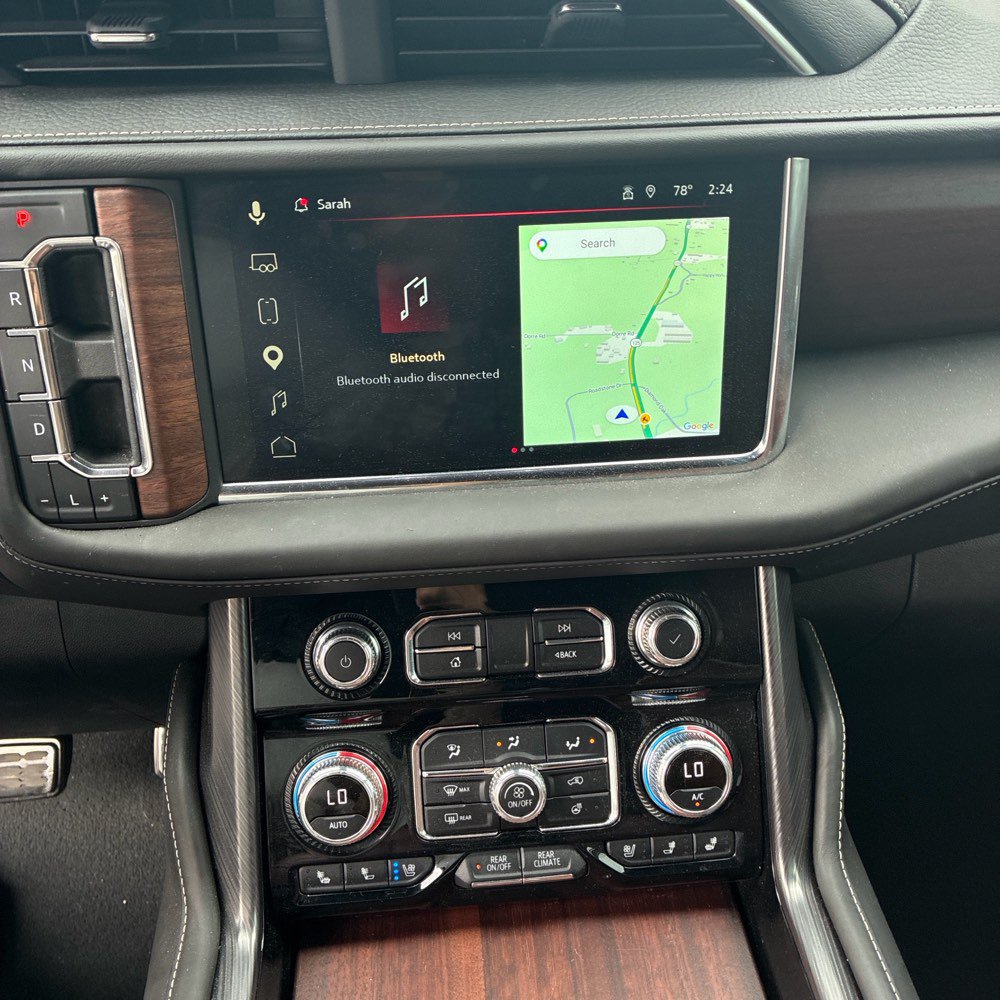 Used 2024 GMC Yukon Denali Ultimate AWD/4WD image 16