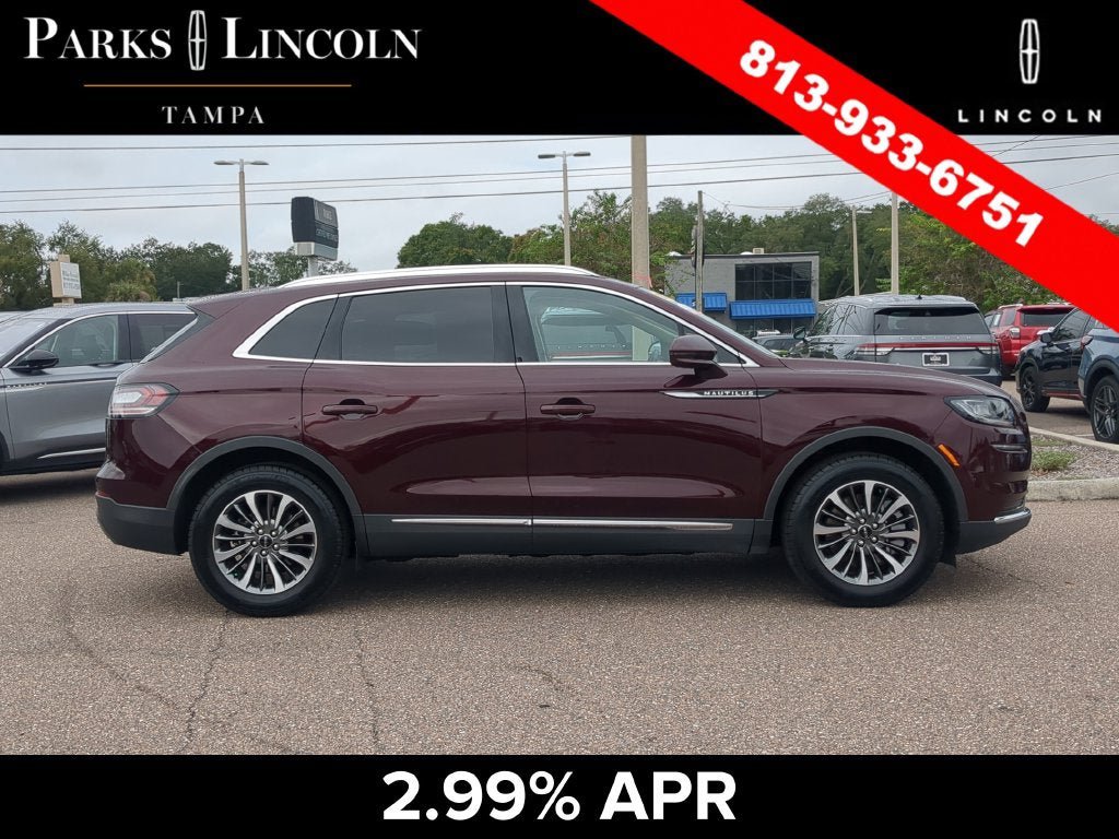 Certified 2022 Lincoln Nautilus FWD w/ Premium Package image 3