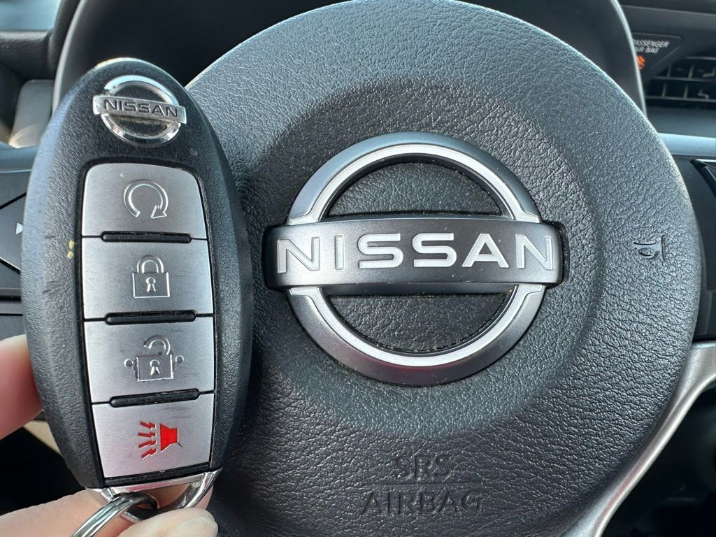 Used 2022 Nissan Kicks SR image 23