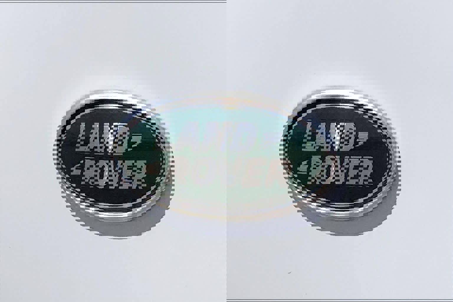 Used 2023 Land Rover Range Rover Velar R-Dynamic S AWD/4WD image 10