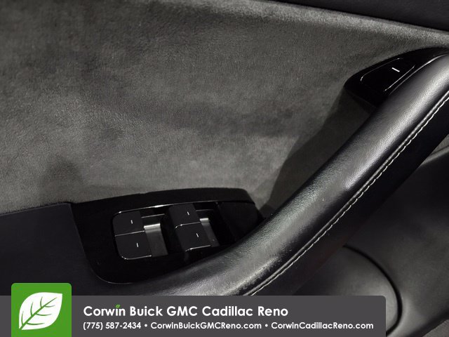 Used 2018 Tesla Model 3 Long Range RWD image 30