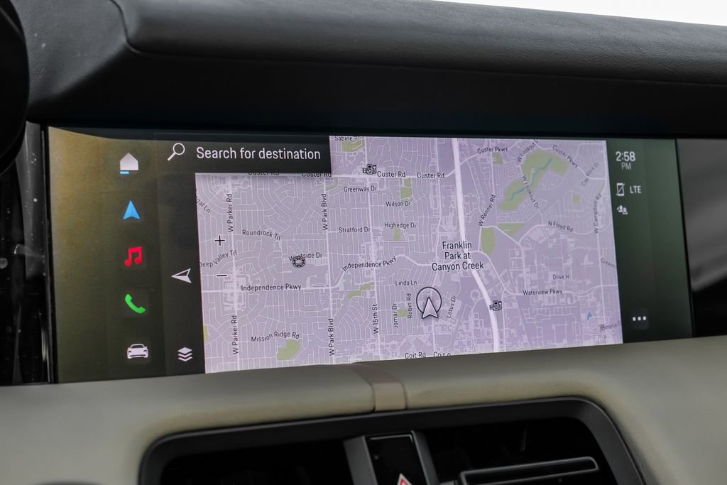 Used 2022 Porsche Taycan image 17