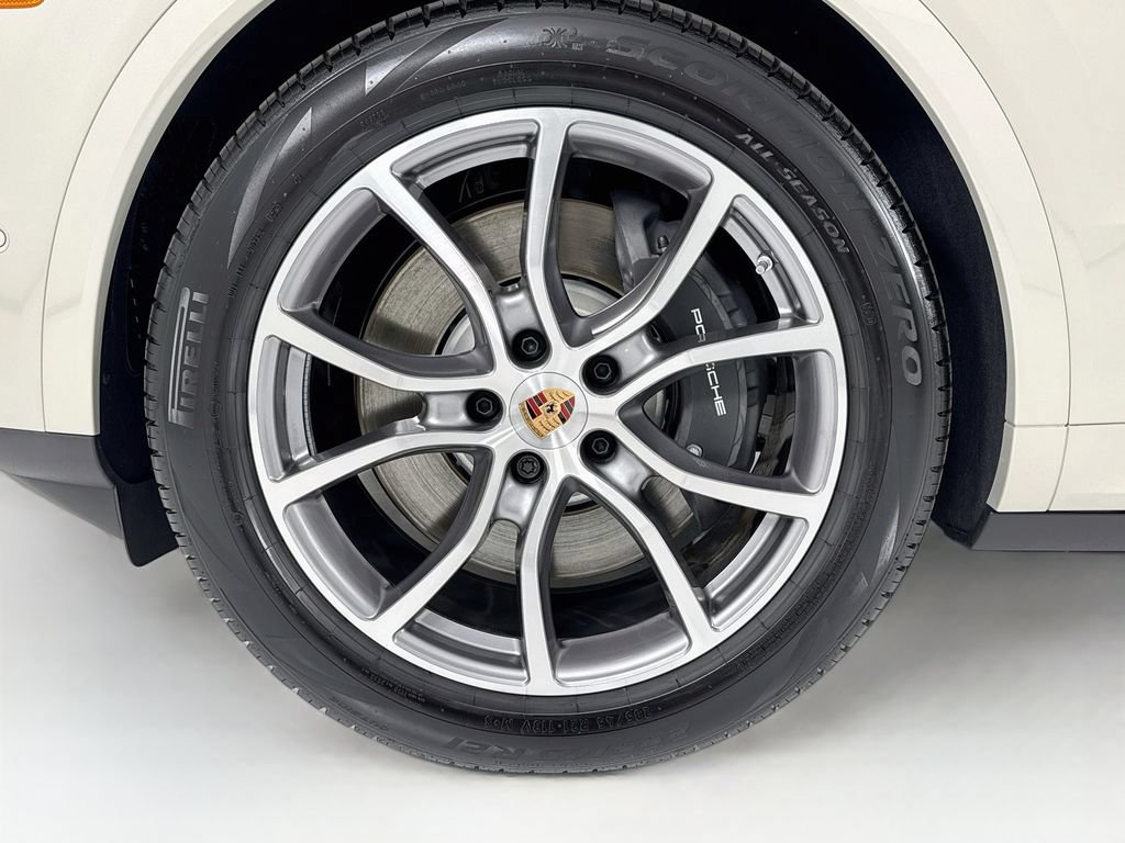New 2026 Porsche Cayenne E-Hybrid AWD/4WD image 33