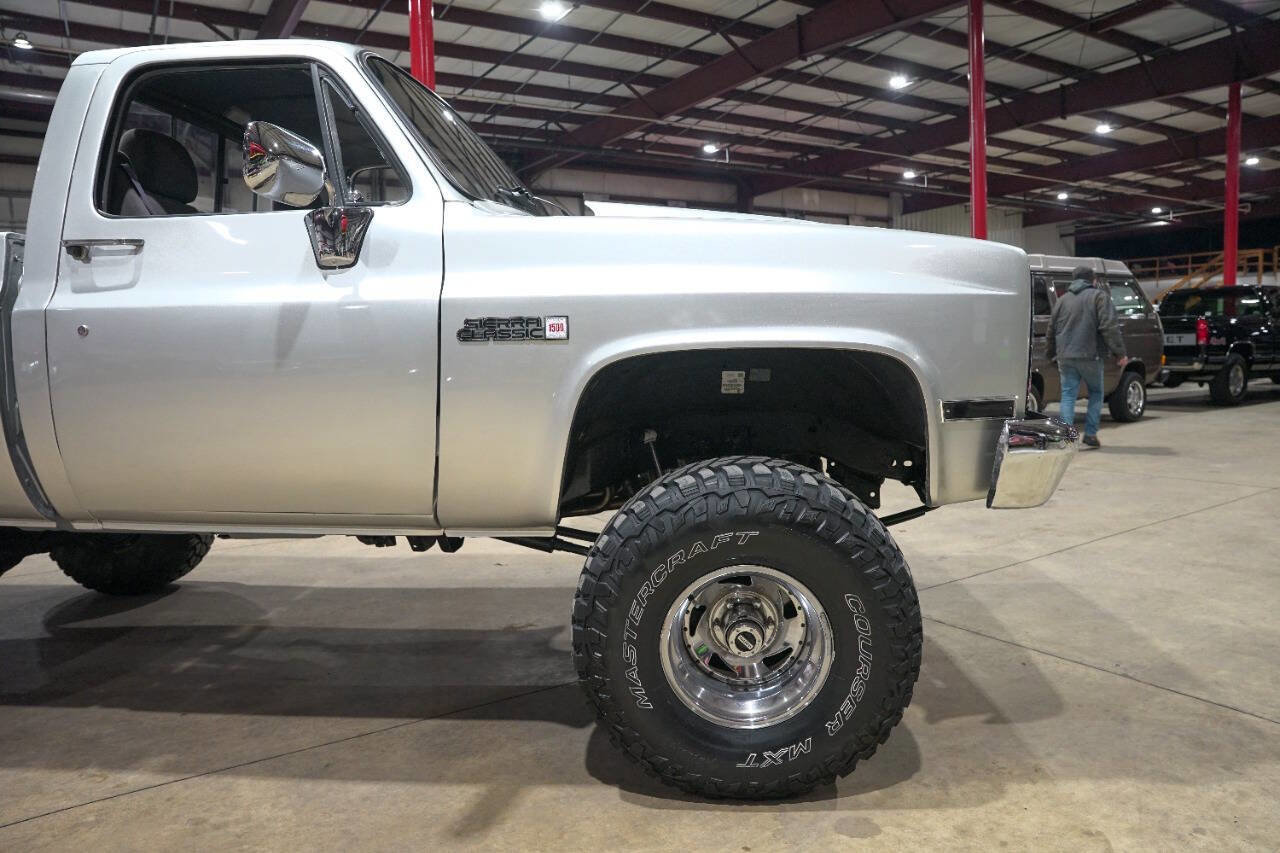 Used 1987 GMC Sierra 1500 R1500 2dr Standard Cab SB image 11