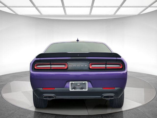 Used 2019 Dodge Challenger SXT w/ Driver Convenience Group AWD/4WD image 5