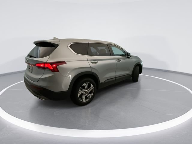 Used 2023 Hyundai Santa Fe SE FWD image 4
