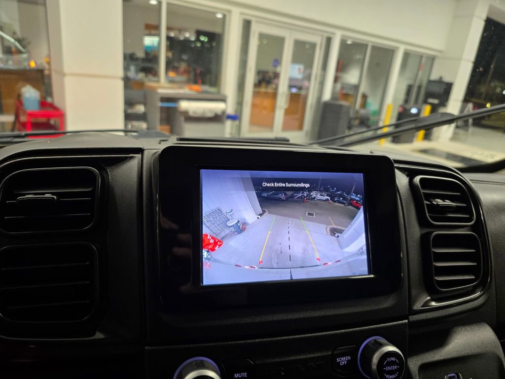 Used 2024 RAM ProMaster 2500 w/ Convenience Group image 22