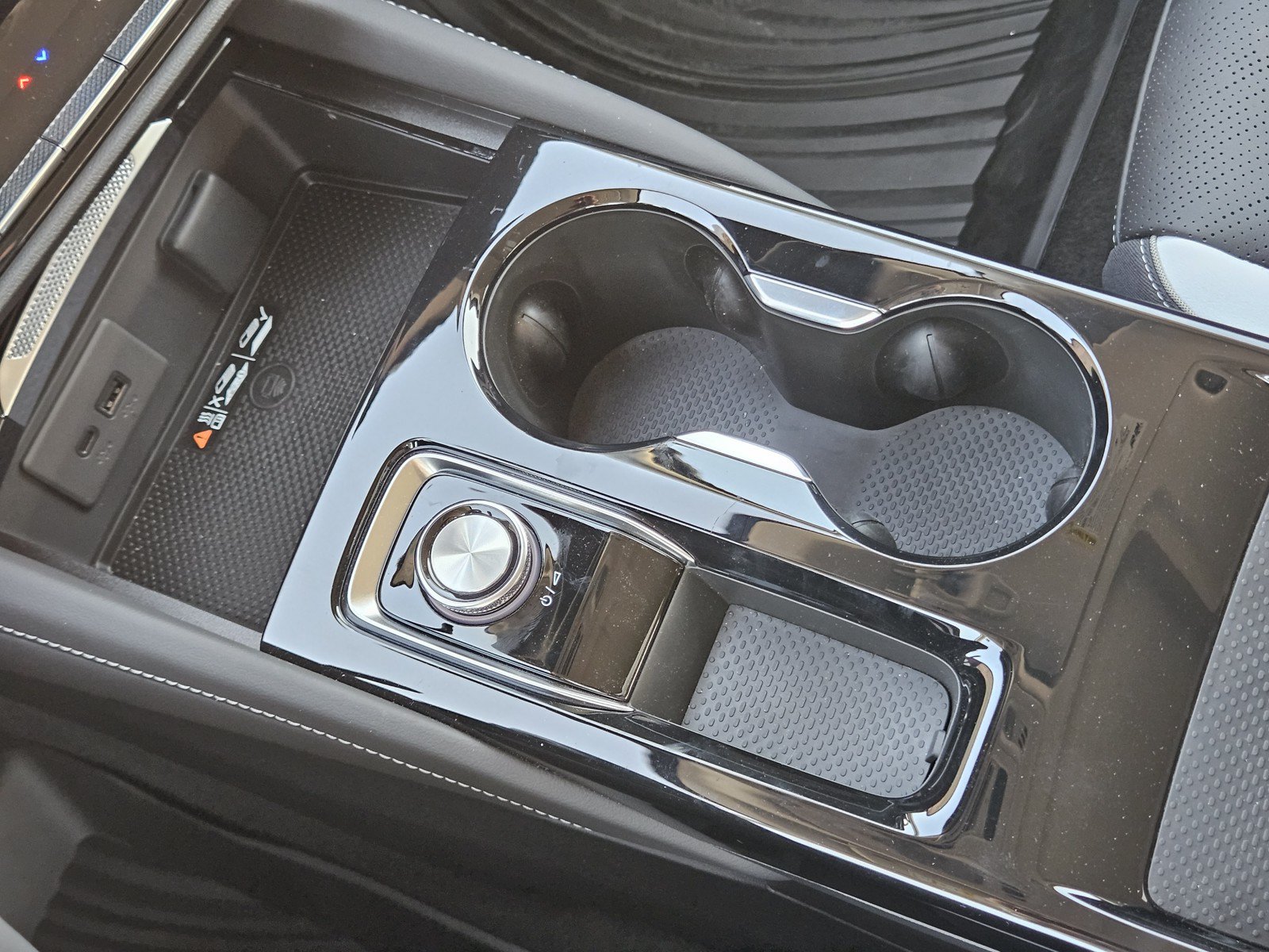 New 2026 Buick Envision Sport Touring AWD/4WD image 15