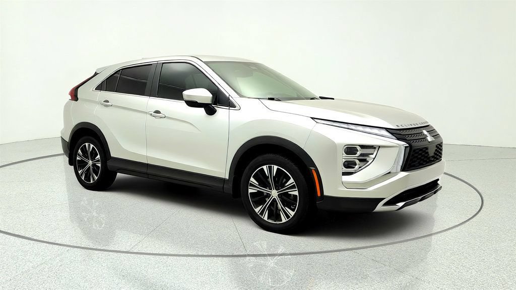 Used 2022 Mitsubishi Eclipse Cross SE FWD image 3