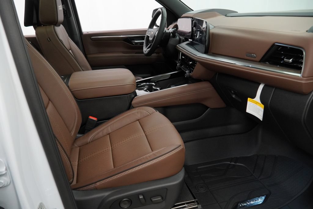 New 2026 Chevrolet Suburban High Country AWD/4WD image 34