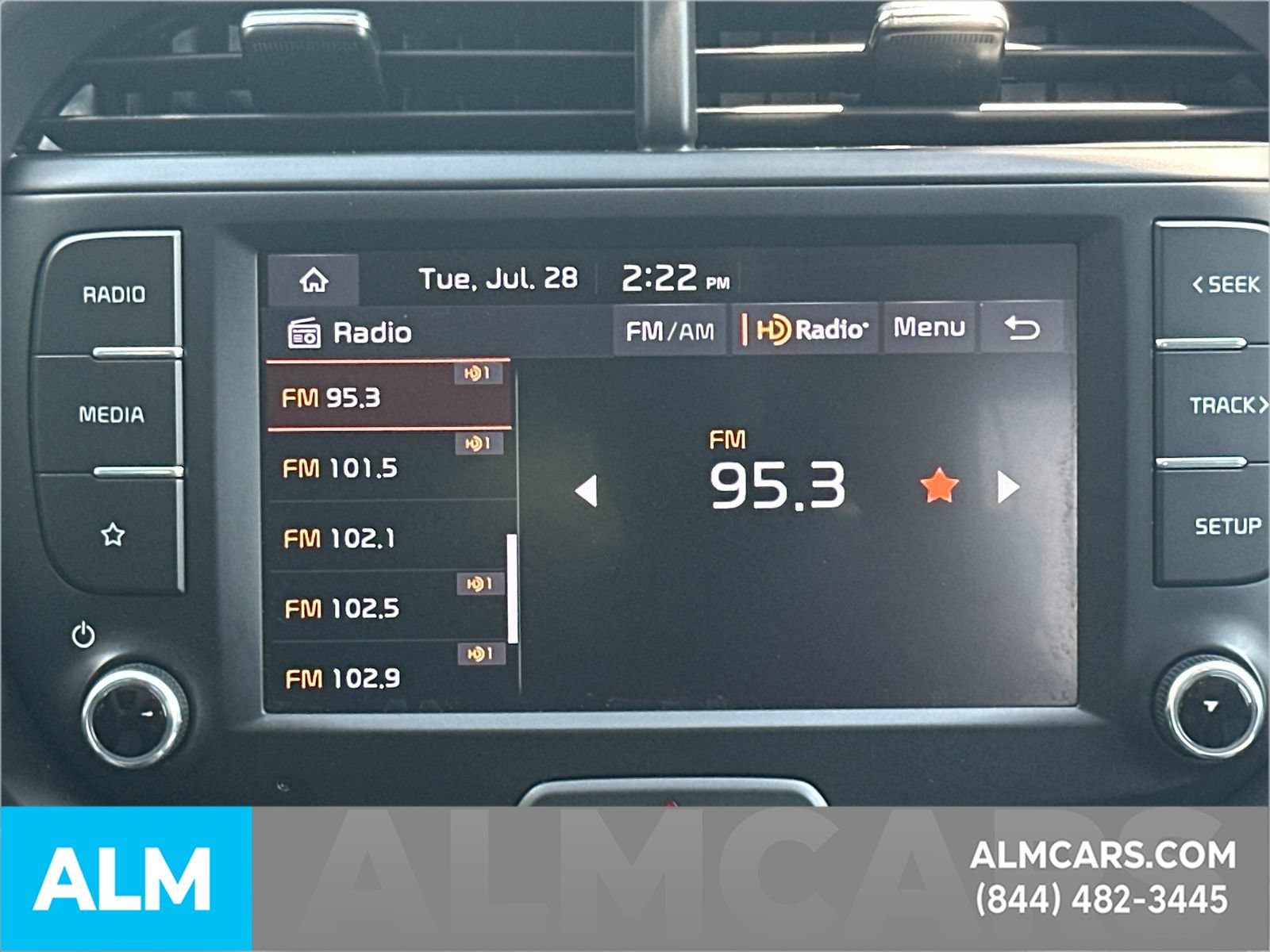 Used 2025 Kia Soul LX w/ LX Technology Package FWD image 30