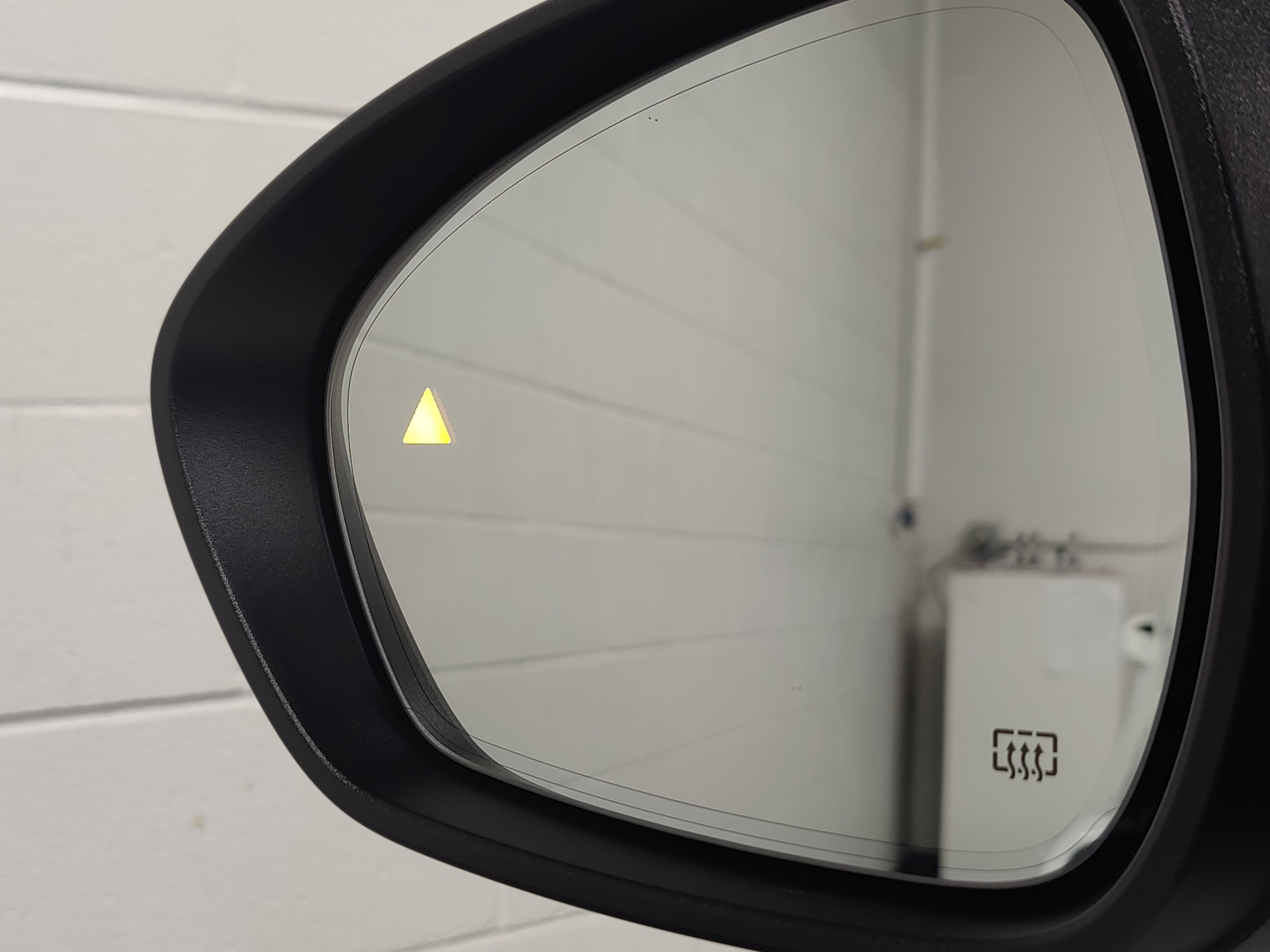 Used 2024 Alfa Romeo Stelvio Sprint image 11