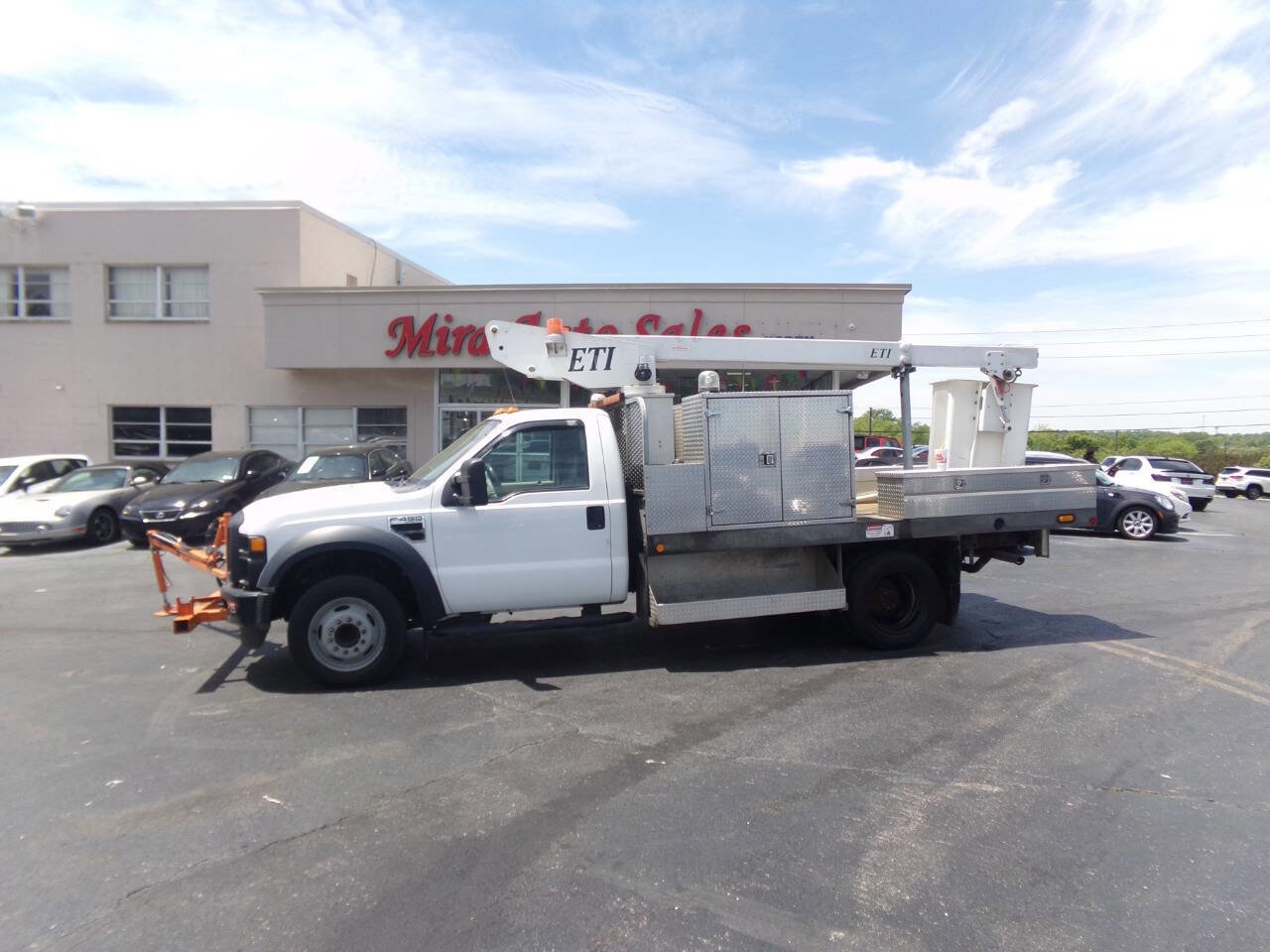 Used 2008 Ford F450 XL image 1