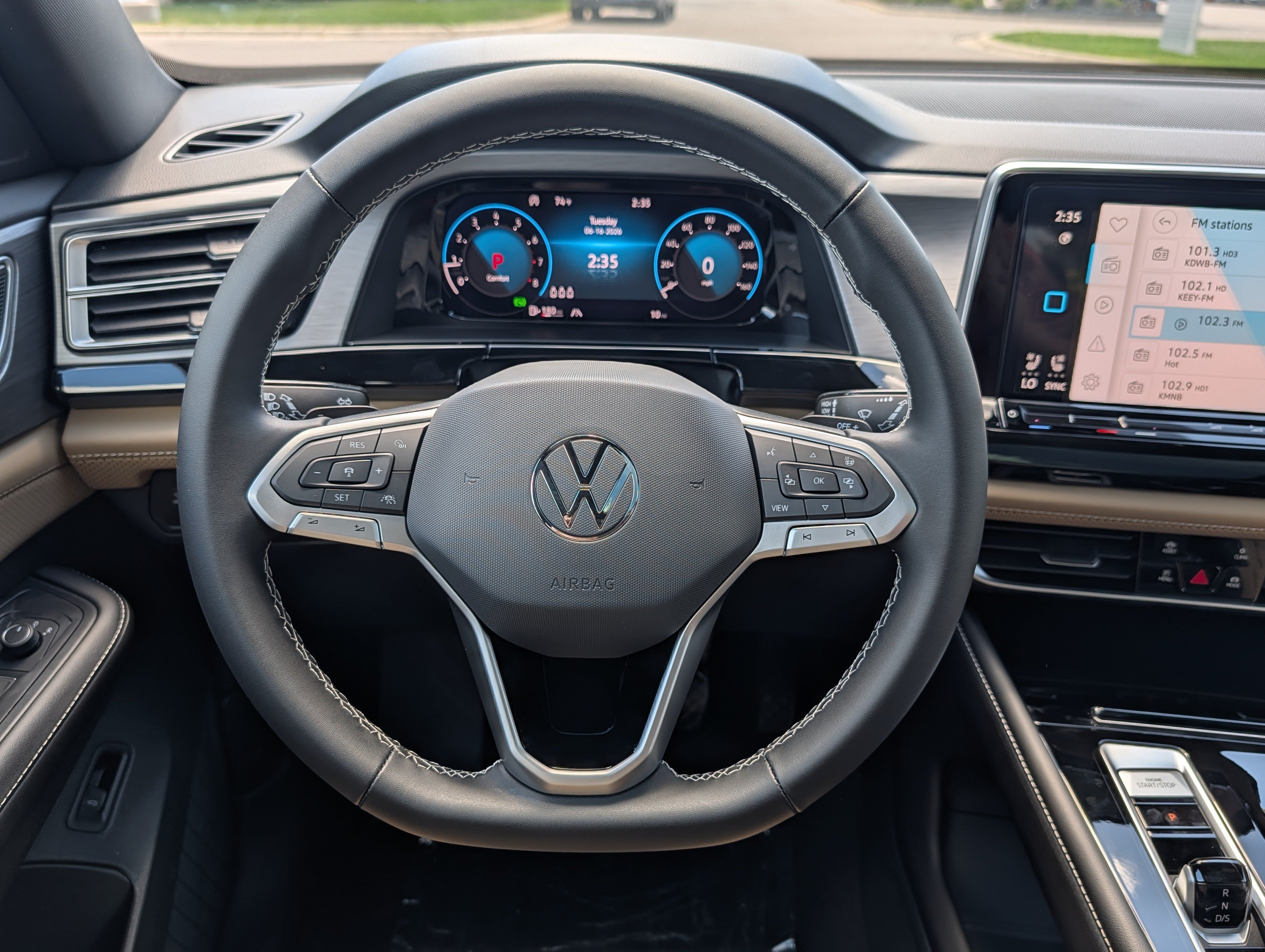 New 2026 Volkswagen Atlas Cross Sport SE AWD/4WD image 11