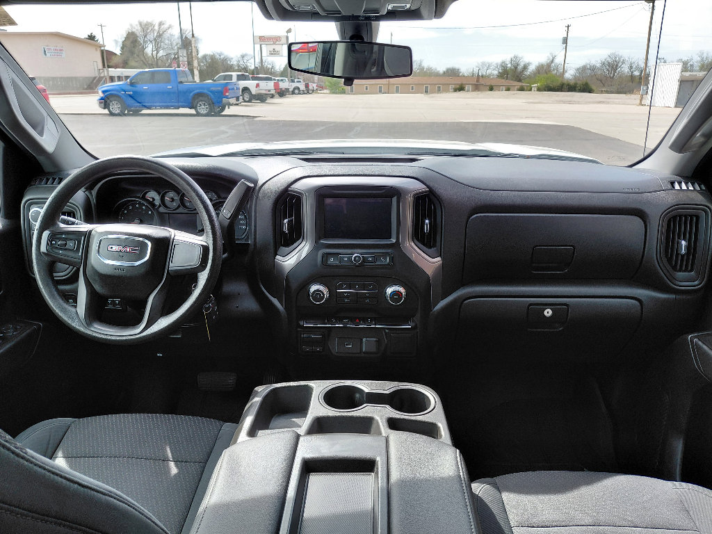 Used 2020 GMC Sierra 1500 4x4 Crew Cab w/ Sierra Value Package image 11