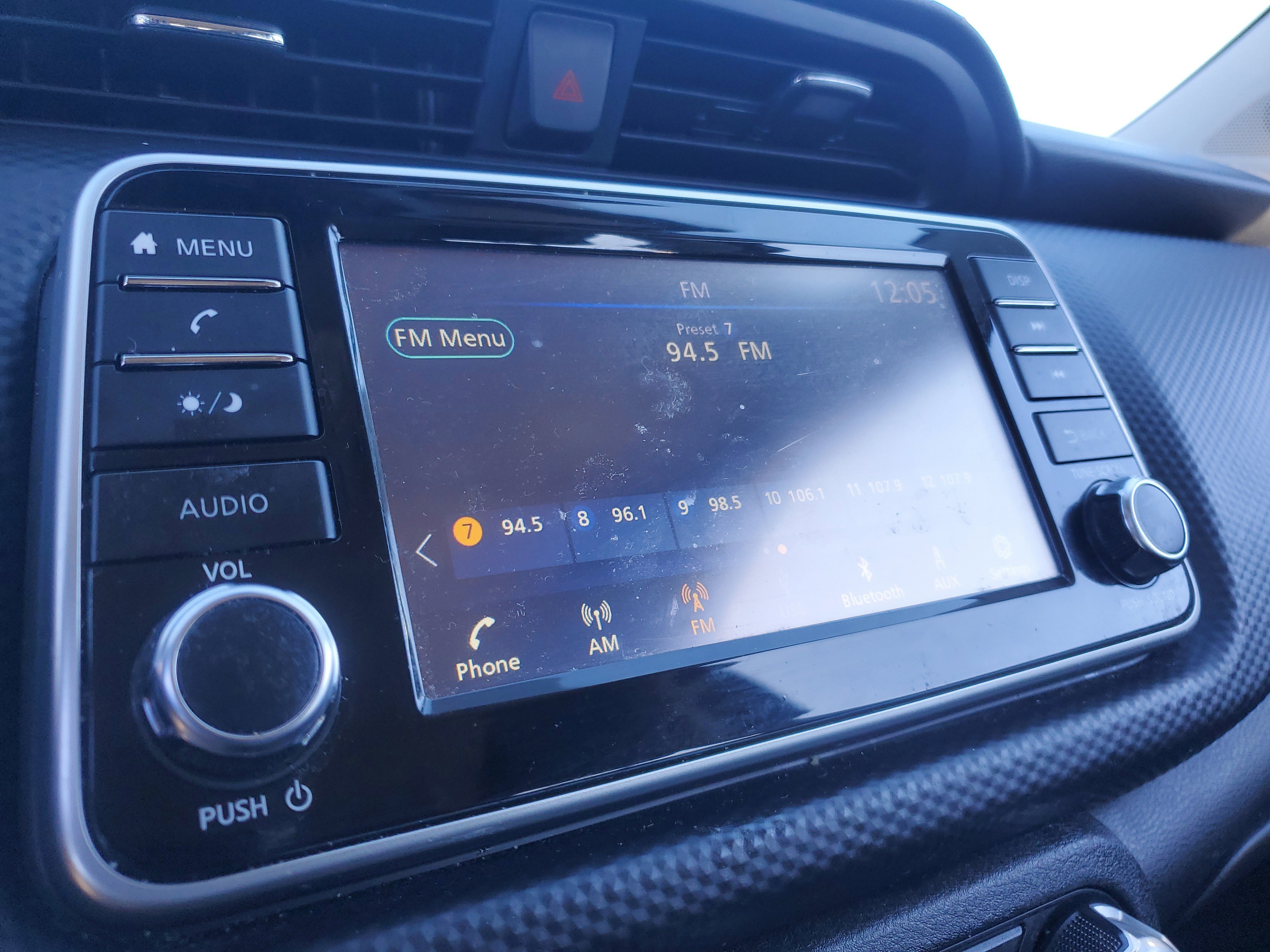 Used 2024 Nissan Kicks S image 25