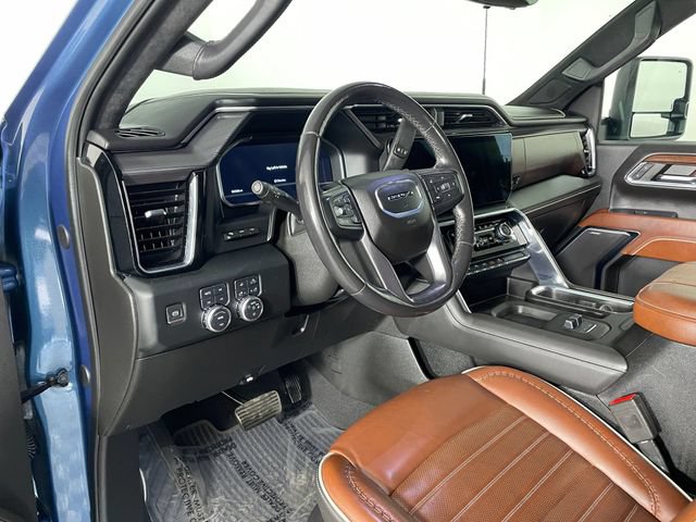 Certified 2024 GMC Sierra 3500 Denali Ultimate AWD/4WD image 3