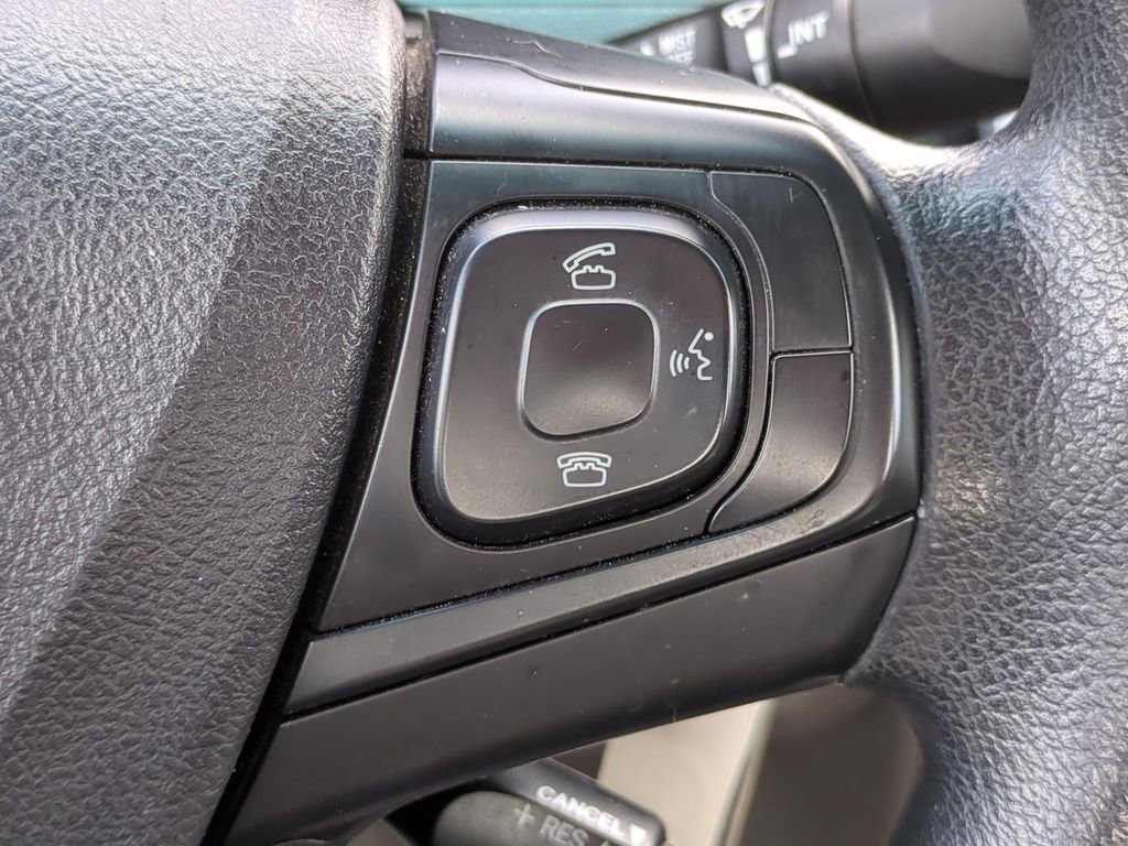Used 2015 Toyota Camry LE FWD image 21