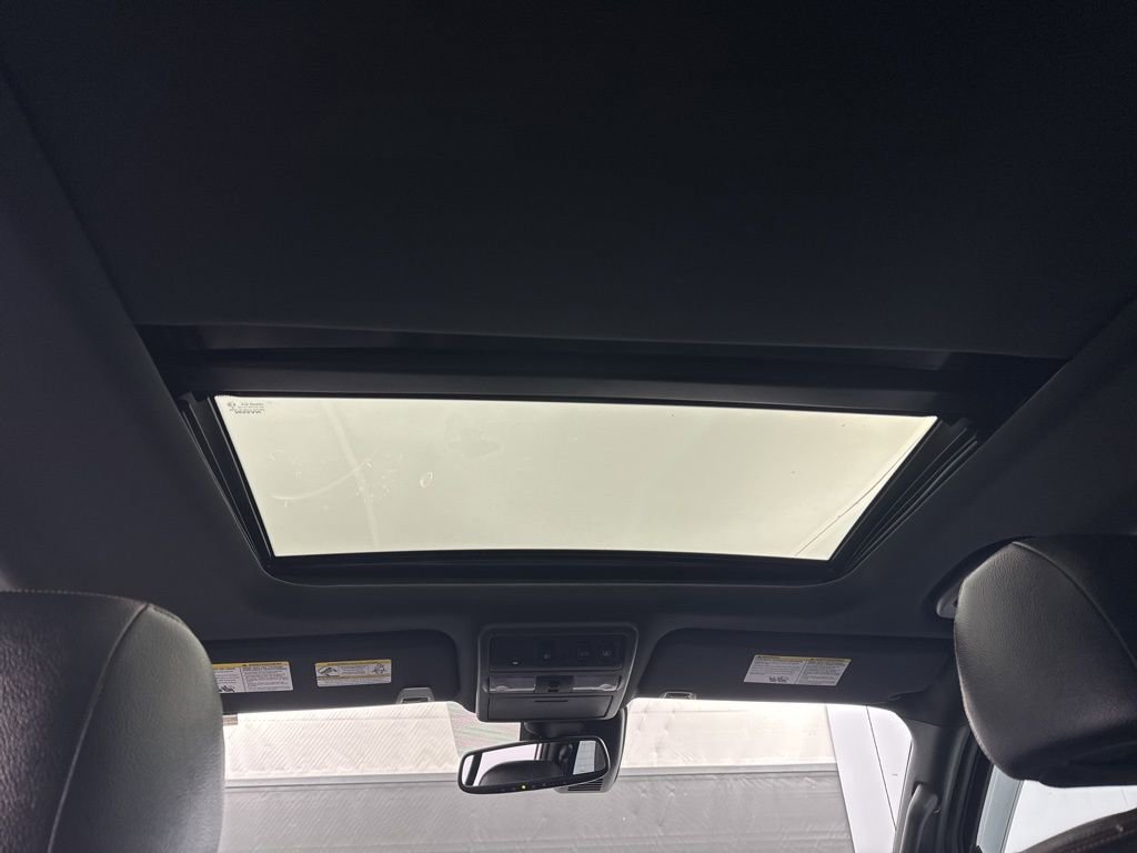 Used 2021 Nissan Titan PRO-4X w/ Pro-4x Convenience Package AWD/4WD image 34