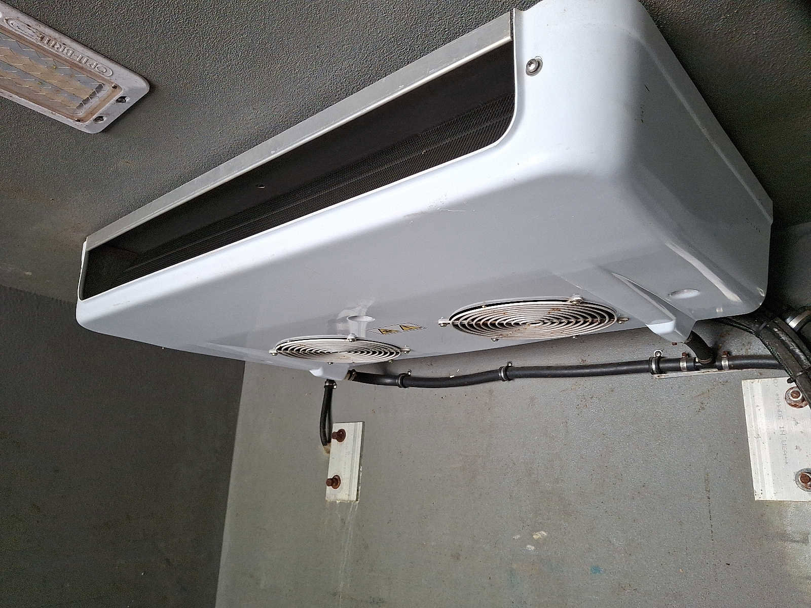 Used 2016 Chevrolet Express 3500 image 27