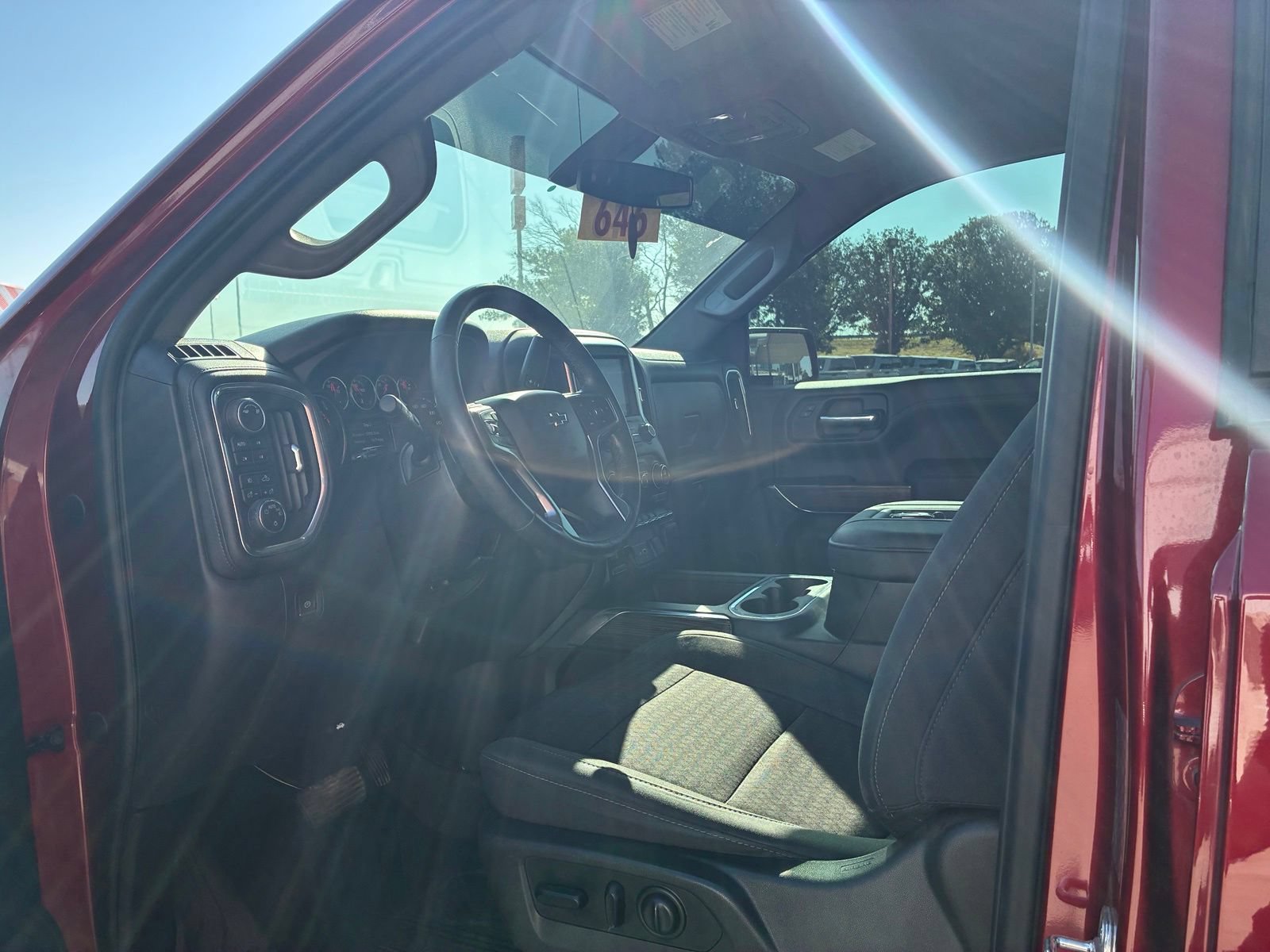 Used 2019 Chevrolet Silverado 1500 LT Trail Boss AWD/4WD image 3