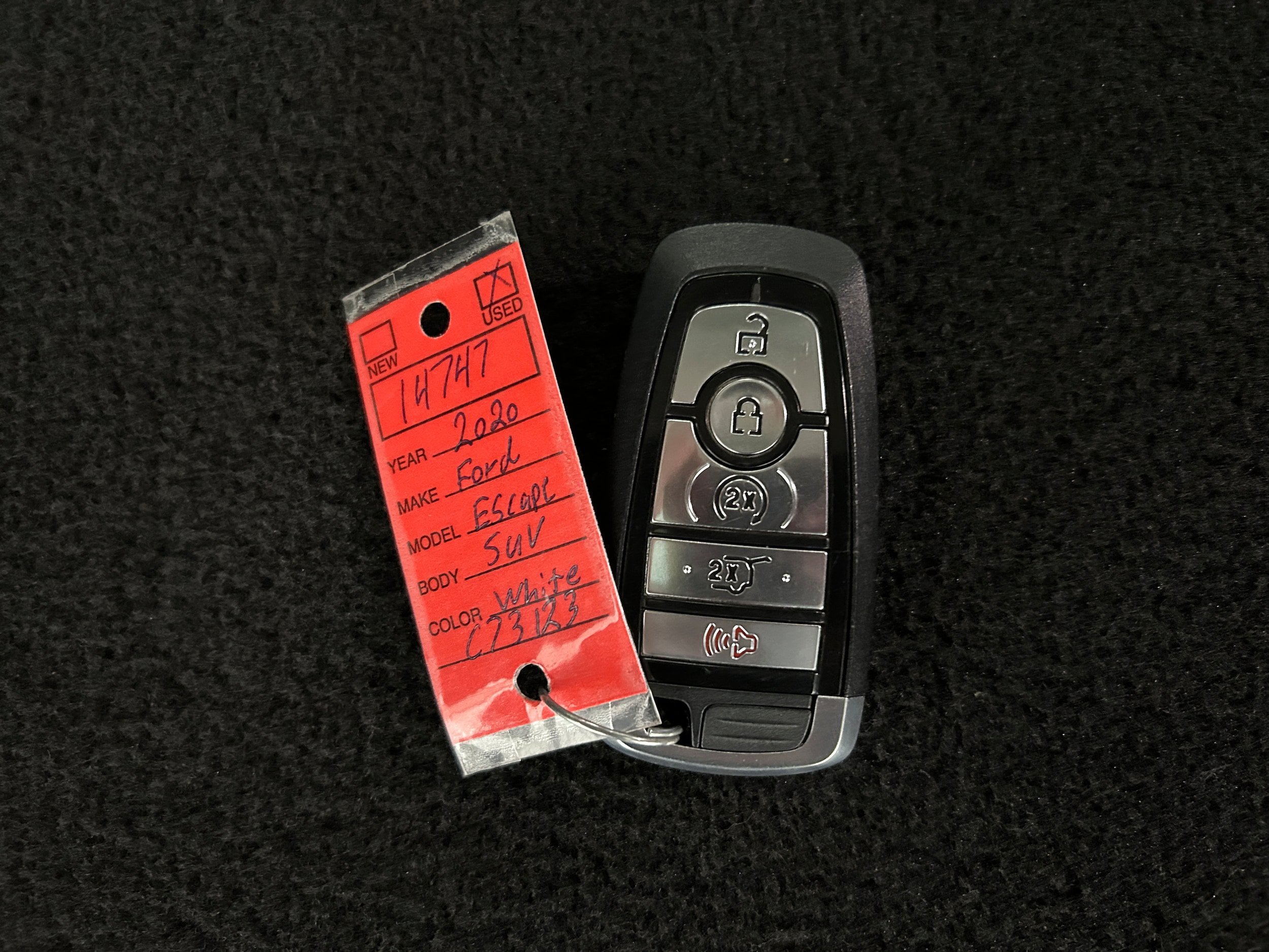 Used 2020 Ford Escape SEL AWD/4WD image 37