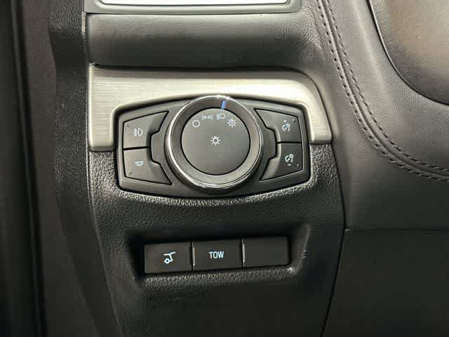 Used 2017 Ford Explorer Platinum AWD/4WD image 19