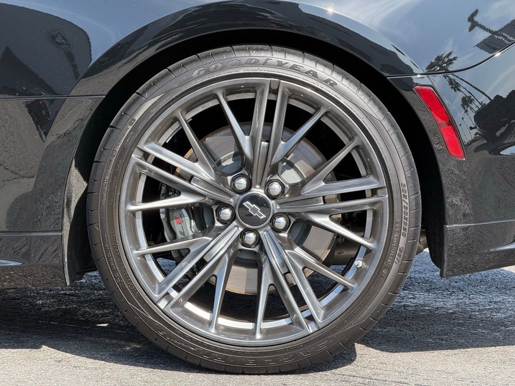 Used 2023 Chevrolet Camaro ZL1 image 3