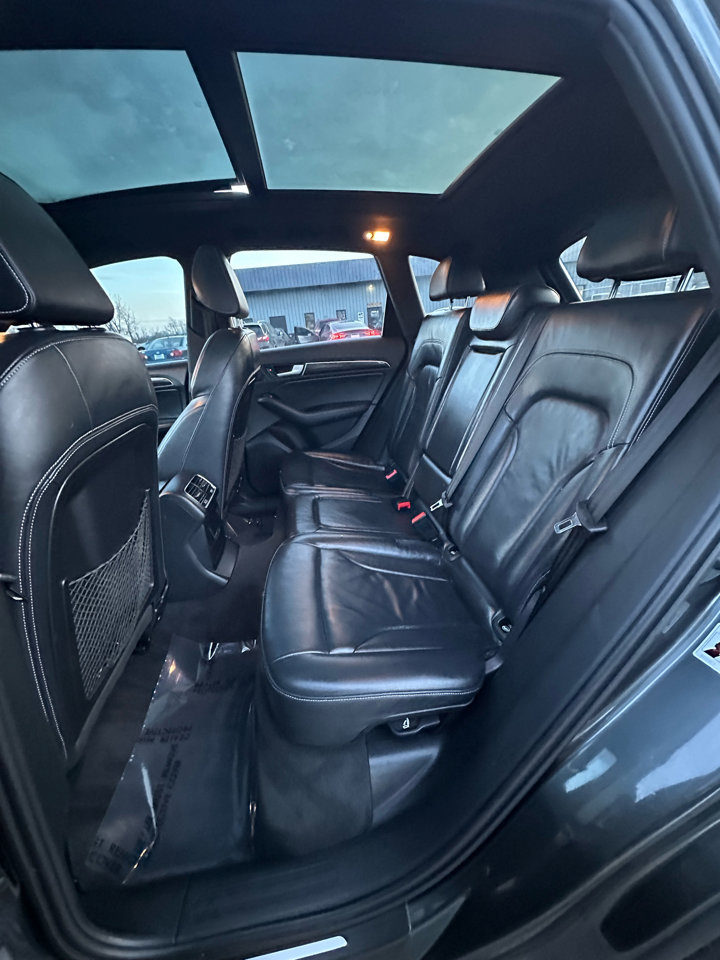 Used 2015 Audi SQ5 Premium Plus w/ Technology Package image 47