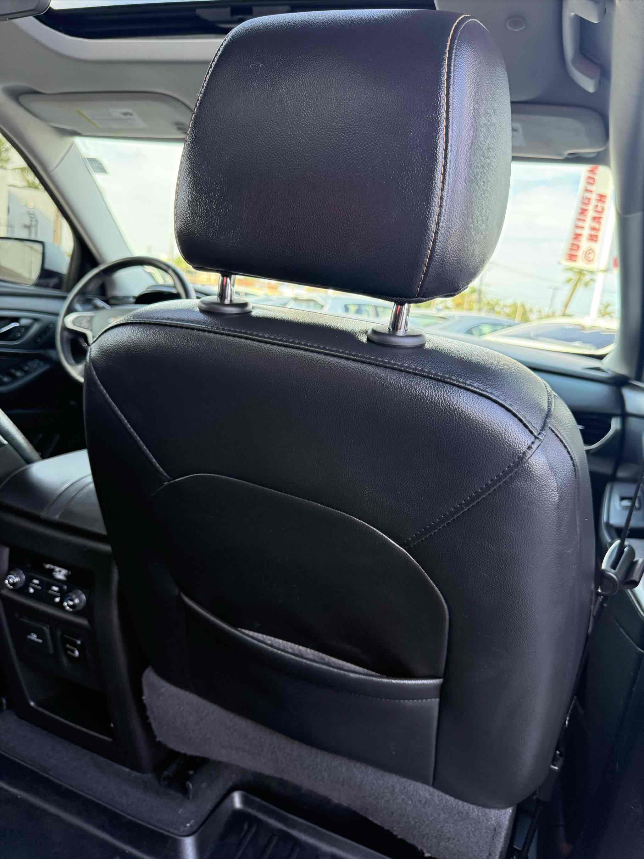 Used 2018 Chevrolet Traverse Premier image 91